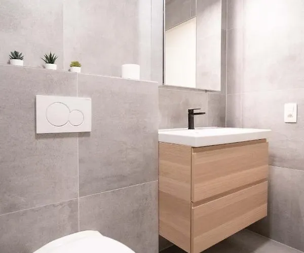 Angel By The Waves *