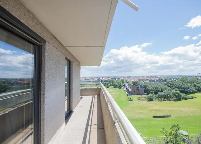 Angel By The Waves *